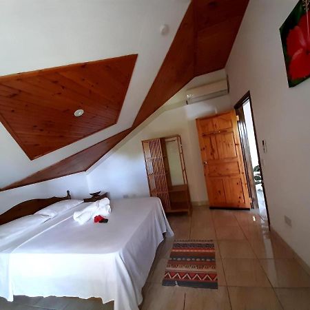 La Source Self Catering Hotel La Digue Kültér fotó